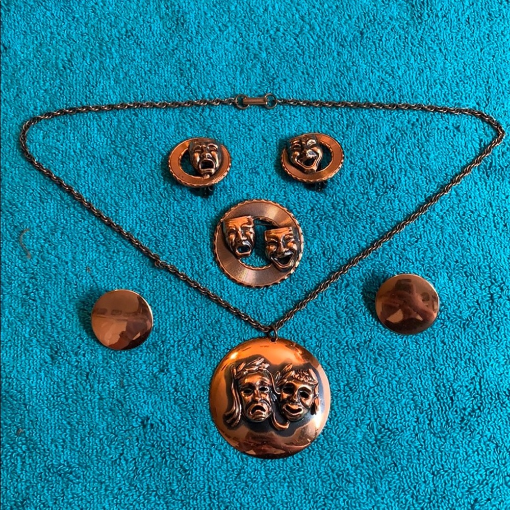 Comedy and tragedy jewelry set